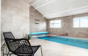 Indoor pool - Awesome home in Løkken with sauna (Løkken)