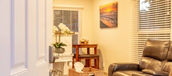 Peace and Privacy at Bungalow among Avocado Trees