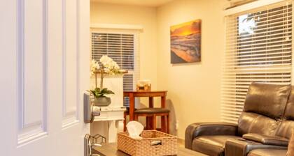 Peace and Privacy at Bungalow among Avocado Trees