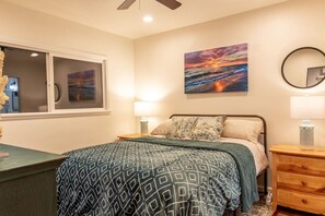 アイロン / アイロン台、旅行用ベビーベッド、WiFi、ベッドシーツ