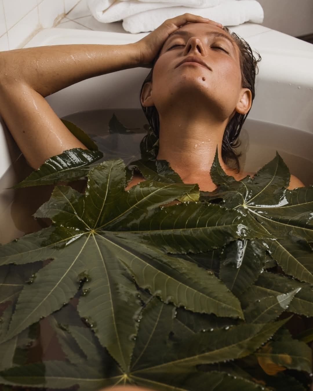 Private spa tub