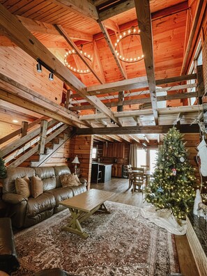 Smart-tv en een open haard