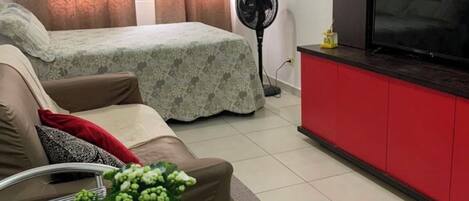 1 bedroom, iron/ironing board, WiFi, bed sheets