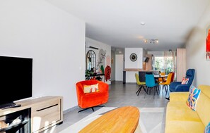 Living area - Amazing home in Latour Bas Elne (Latour Bas Elne)