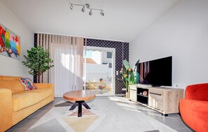 Living area - Amazing home in Latour Bas Elne (Latour Bas Elne)