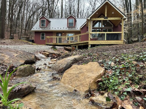 MONTH TO MONTH COTTAGE RENTAL LOCATED NEAR LANCASTER 33 BY-PASS & FMC HOSPITAL.