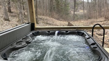Bain à remous extérieur