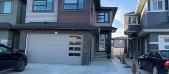 CLEAN COZY LEGAL SUITE WITH PRIVATE ENTRANCE.