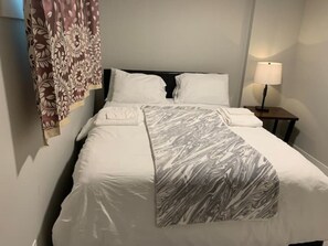 1 bedroom, desk, iron/ironing board, WiFi