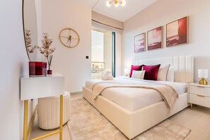 1 soverom, safe på rommet, strykejern/-brett og wi-fi (inkludert)