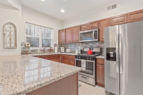 Carson Flats Apt #5 | 1BR • Near BOK• OSU Med•Dtwn