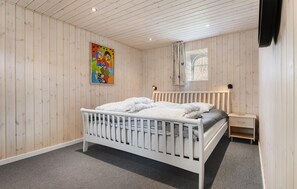 4 عدّة غرف نوم وسرير سفر وواي فاي مجانًا