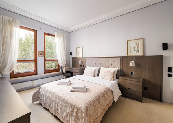 2 間睡房、熨斗/熨衫板、Wi-Fi、床單