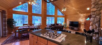 Cozy Cabin in Ronald/Roslyn