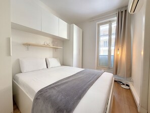 1 bedroom, iron/ironing board