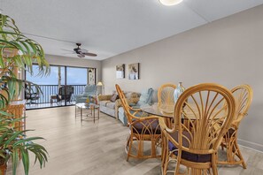 Interior - Newly Reduced Rates! 211 Winward| 2BR Retreat Steps to Fort Myers Beach (Fort Myers Beach)