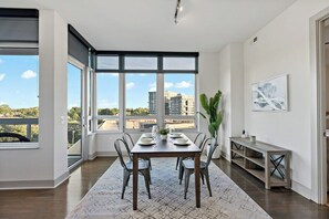 Dining - Tysons 2BR | Sunrise Views, Pool & Gym (McLean)