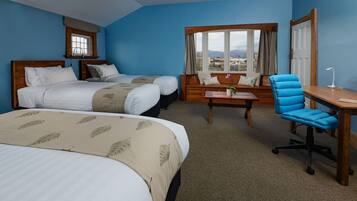 8 bedrooms, desk, soundproofing, iron/ironing board