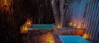 Beautiful Central City Villa - Whole House