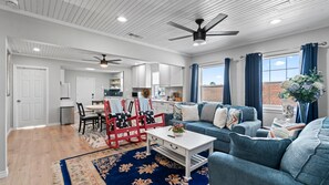 TV - Serenity Bay, your peaceful home away from home. (Galveston)