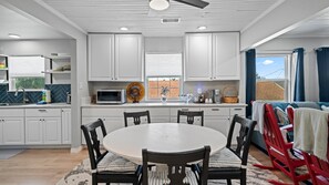 Dining - Serenity Bay, your peaceful home away from home. (Galveston)