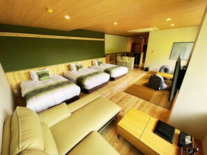 Luxe kamer (Modern Japanese Suite, Private Onsen) | 1 slaapkamer, een kluis op de kamer, gratis wifi, beddengoed