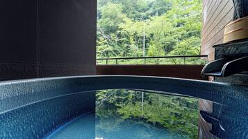 Japanese-Style Junior Suite Room with Open-air Bath | Mountain view