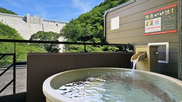 Habitación clásica, no fumadores (SuperiorJP-Western Suite,Open-airBath) | Vistas a la montaña