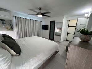 1 chambre, fer et planche à repasser, Wi-Fi, draps fournis