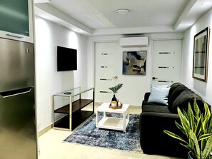 Smart TV, books