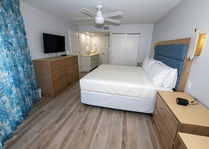 2 bedrooms, desk, iron/ironing board, free WiFi