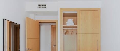 2 sovrum, strykjärn/strykbräda, wi-fi och sängkläder