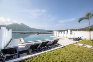 الإطلالة من المنشأة