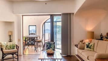 Superior Apartment | Living area