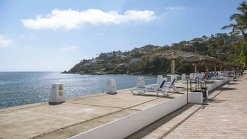 Superior Apartment | Beach/ocean view