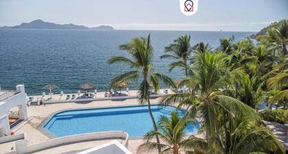 Flat with Unbeatable Views & 2 Bedrooms