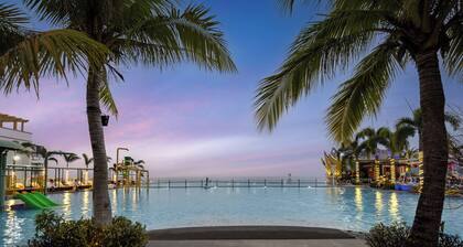 Sanya Harman Hotel