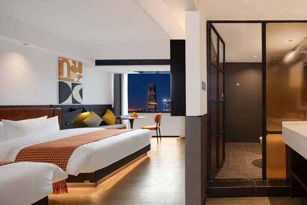 Chambre Double Luxe | Couette en duvet d'oie, espace de travail pour ordinateur portable
