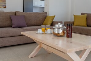 4 bedrooms - Blue Hills Villas by Estia Yellow 2 (Malevizi)
