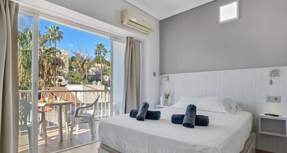 Carihuela Park Palace - Studio with terrace, close to the beach
