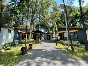 Room, Private Bathroom, Courtyard View | Laptop workspace, free WiFi - TheRabbithome (Nakhon Nayok)