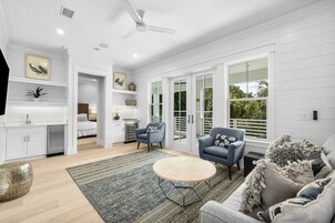 House, Private Pool | Living area | 65-inch Smart TV with digital channels, Netflix, Hulu