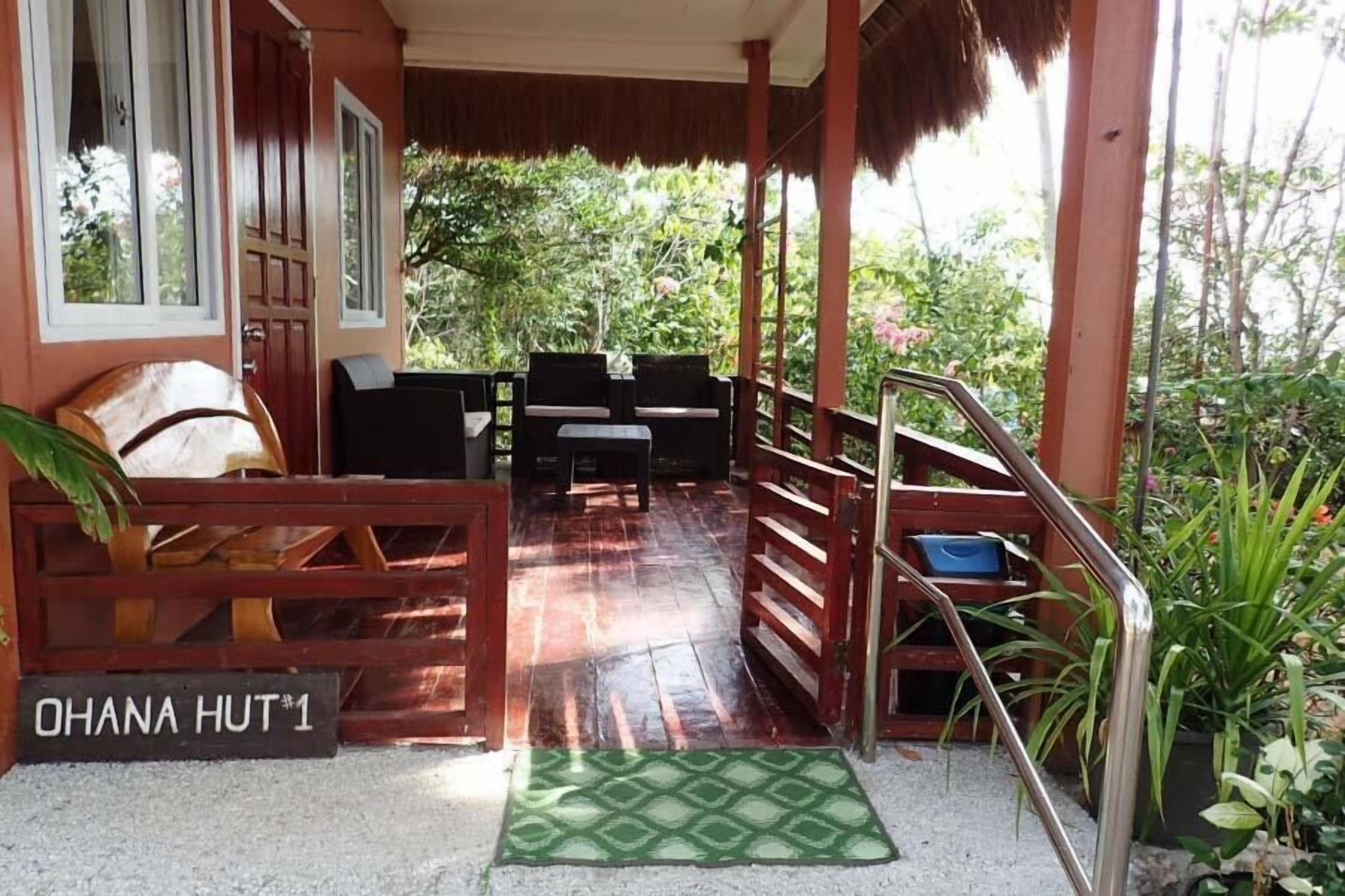 Blackout curtains, free WiFi, bed sheets