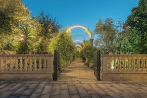 Property grounds - Masseria San Biagio - Junior Suite 6, Calimera, Italy (Calimera)