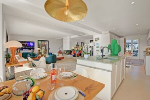 Interior - Villa Bayugita, Grimaud, France (Grimaud)