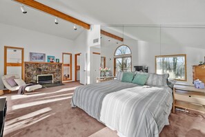 4 chambres, fer et planche à repasser, Wi-Fi gratuit, draps fournis