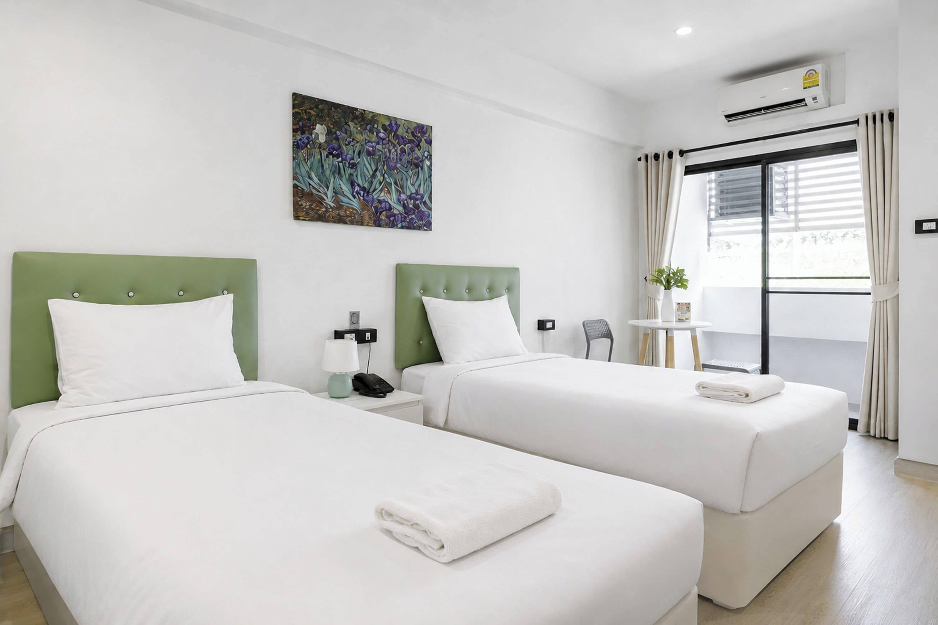 Habitación Deluxe con 2 camas individuales | Ropa de cama