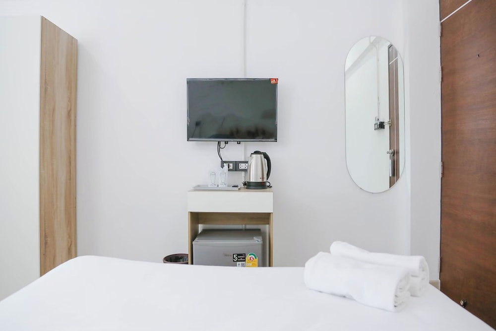 Chana Bangkok Hotel photo 4
