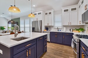 Fridge, microwave, oven, stovetop - Close to Downtown McKinney! Fire Pit | 4BD+Office (McKinney)