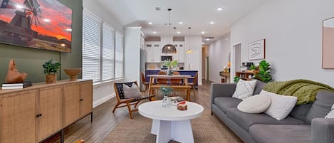 Smart TV, books, offices